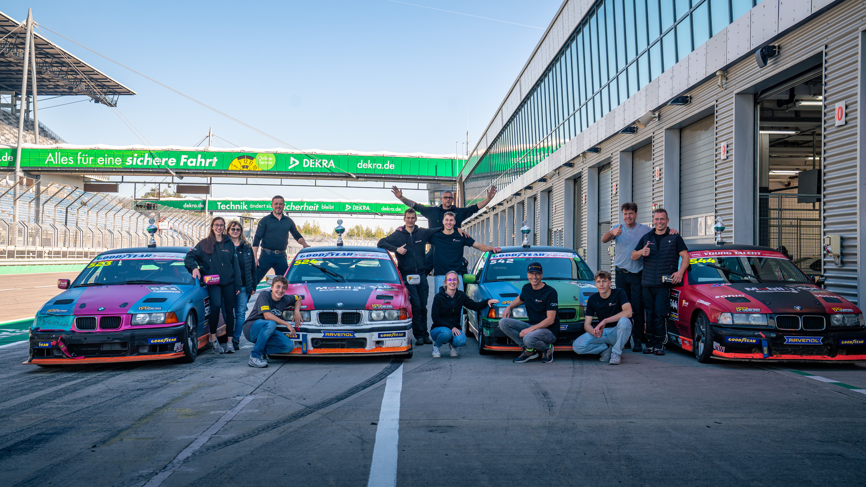 Das KTW4Racing-Team gemeinsam auf der Strecke